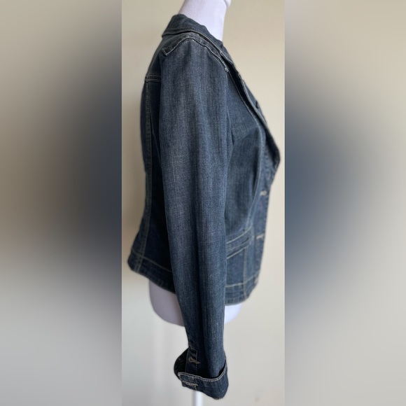 CAbi CAbi RUFFLE COLLAR DETAIL 2 BUTTON FRONT DENIM BLAZER STYLE JACKET SZ S - Picture 11 of 16